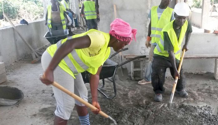 Frontier Female STEM: Gender Integration of an Off-the-Grid Green Energy Project