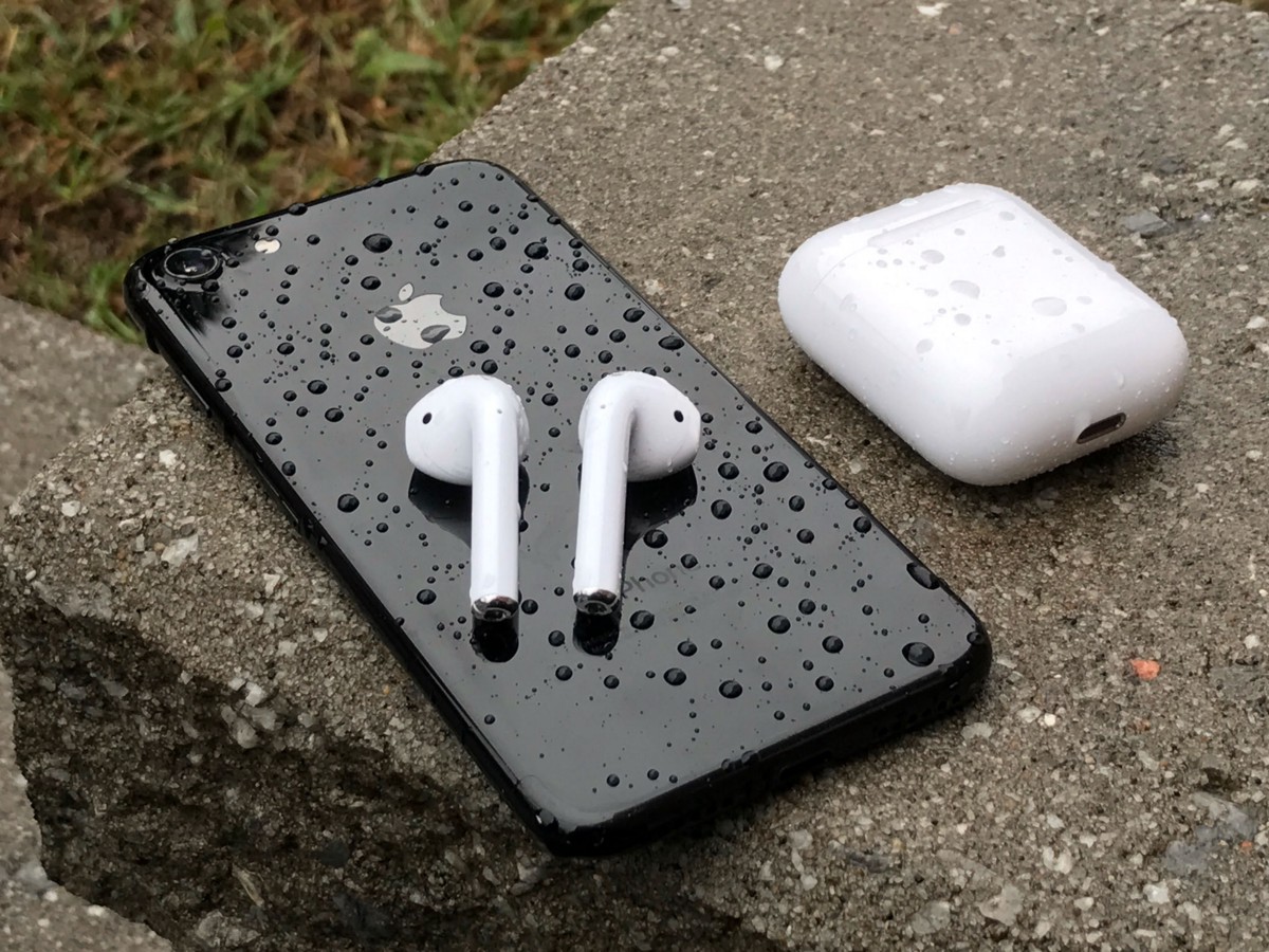 Airpods And Why Theyre A Beautiful Disgrace By - airpod roblox