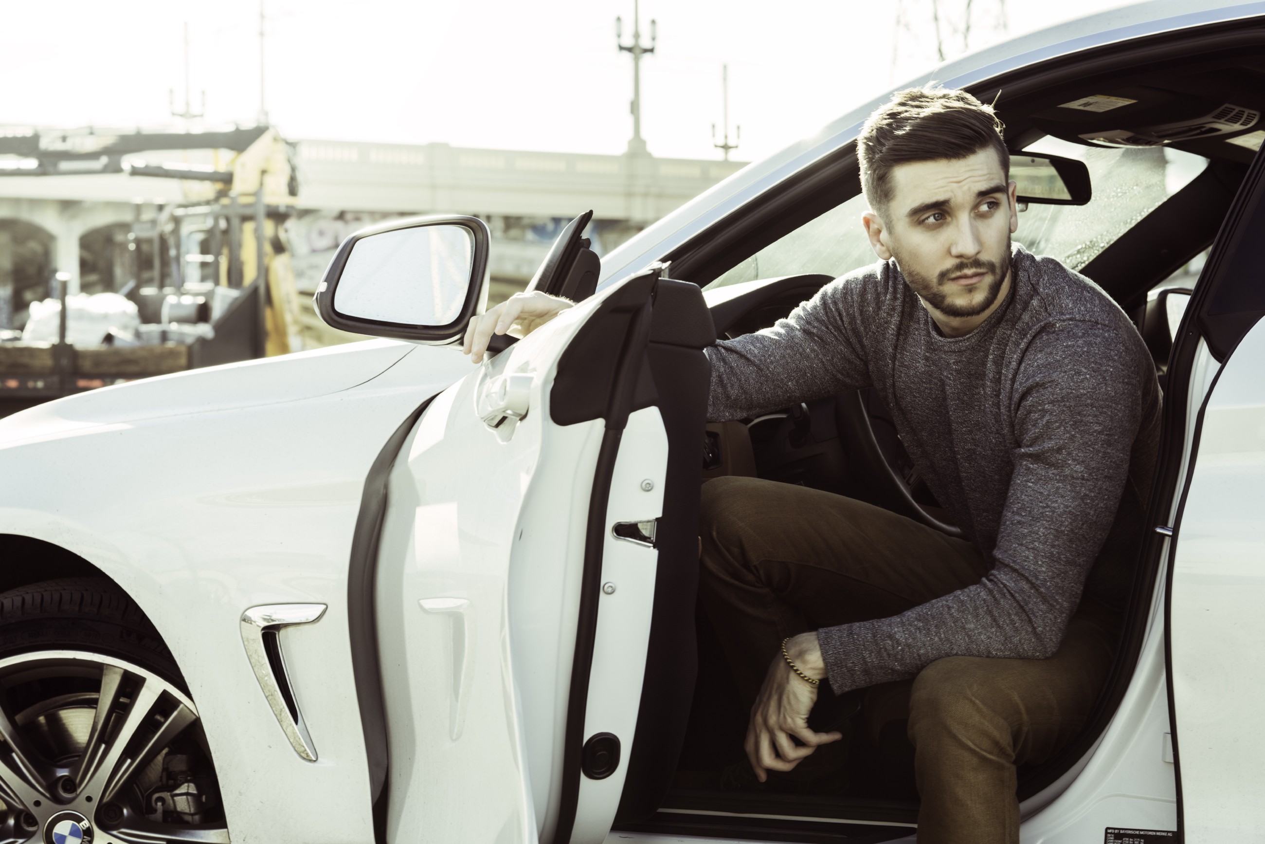 The 1 Dangerous Habit That Keeps Most People From Ever Becoming Truly Wealthy: