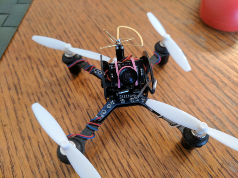 drone h8 mini com camera