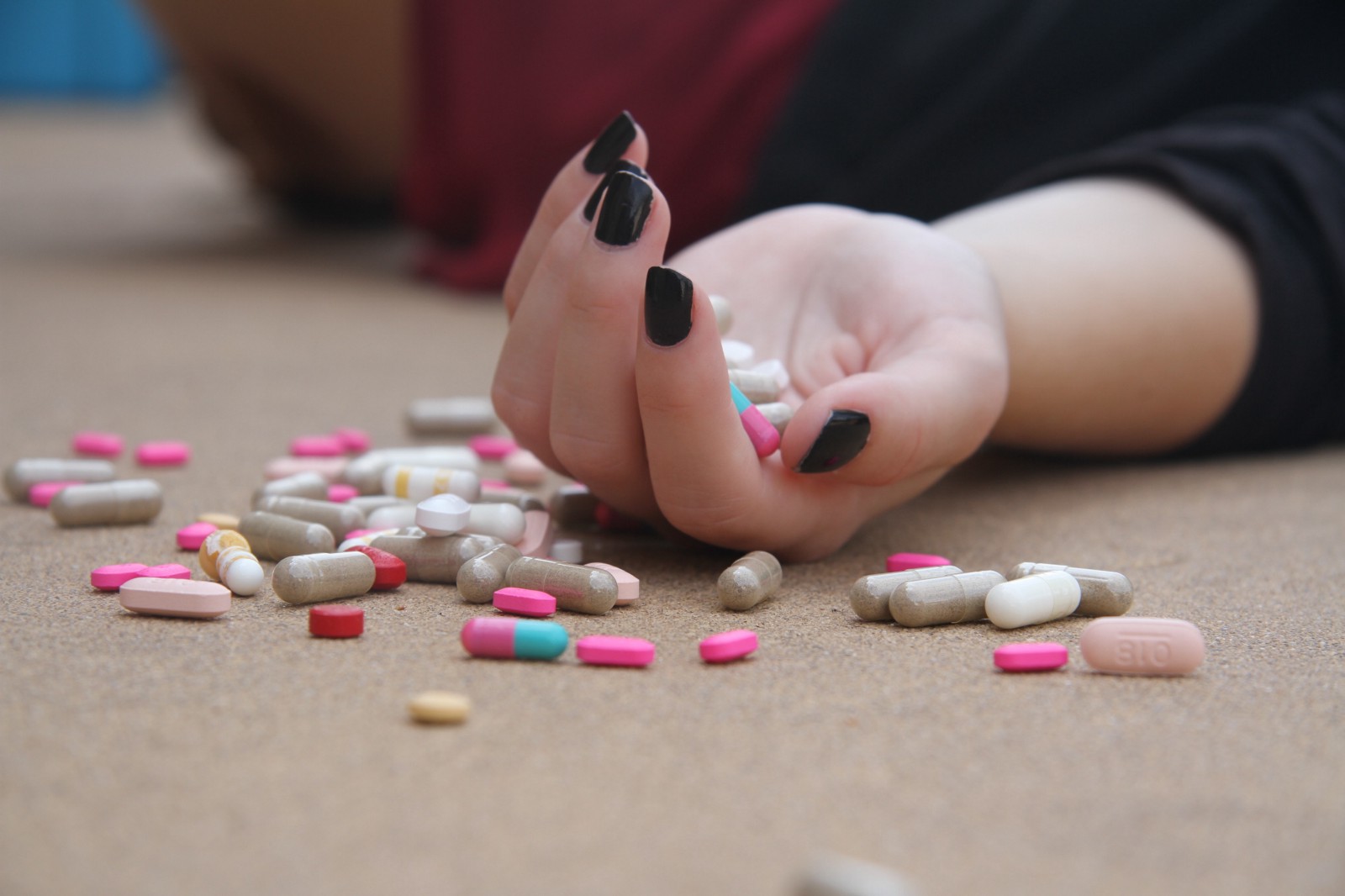 Blockchain Aims To Curb Prescription Drug Abuse By - 